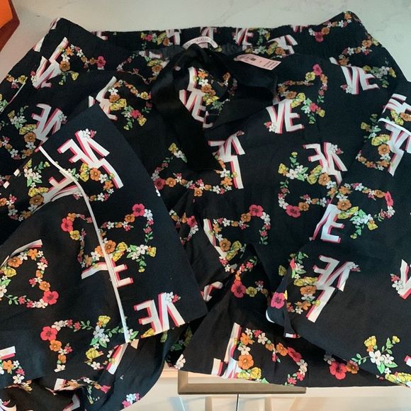 NWT Victoria’s Secret PJ Pants - Picture 5 of 12